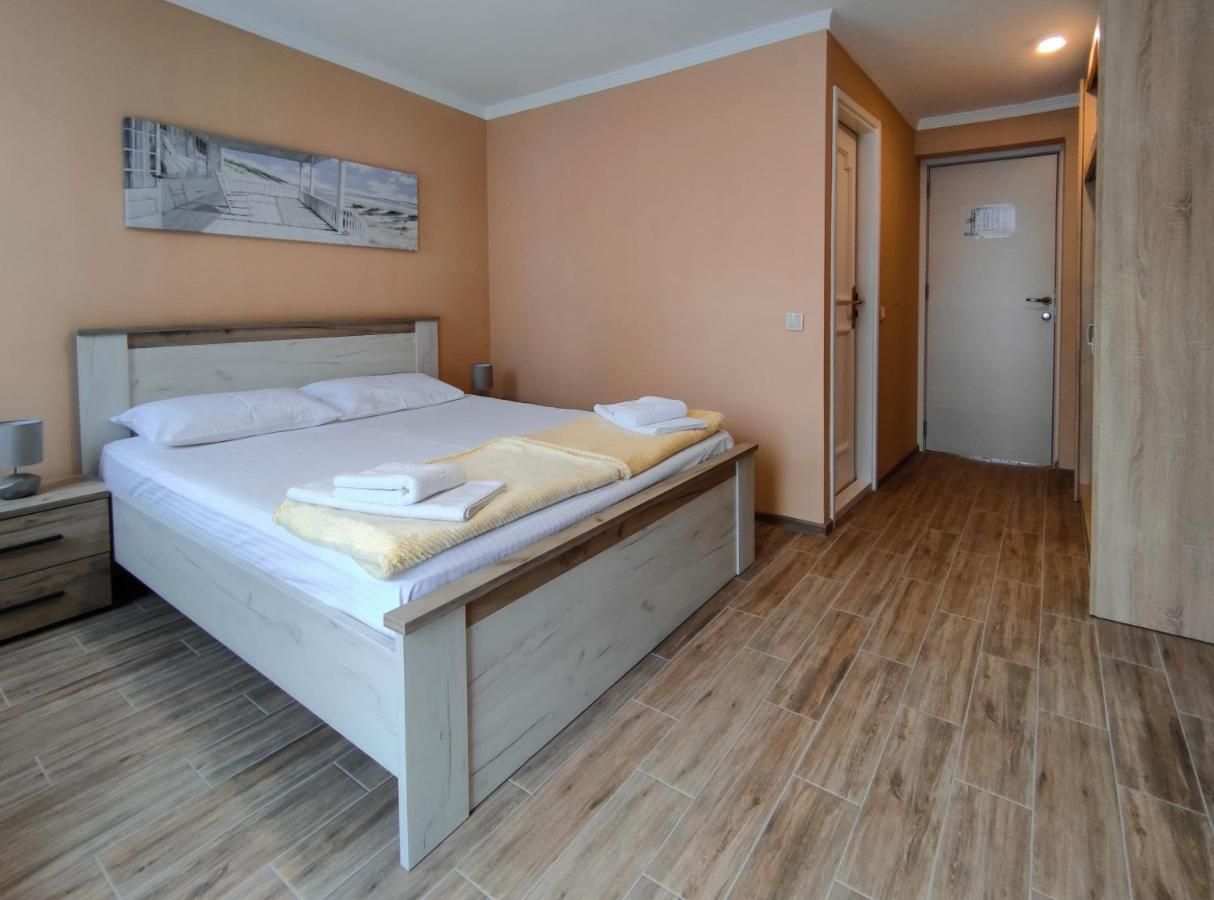 Hotel Marina Oasa Grocka Luaran gambar