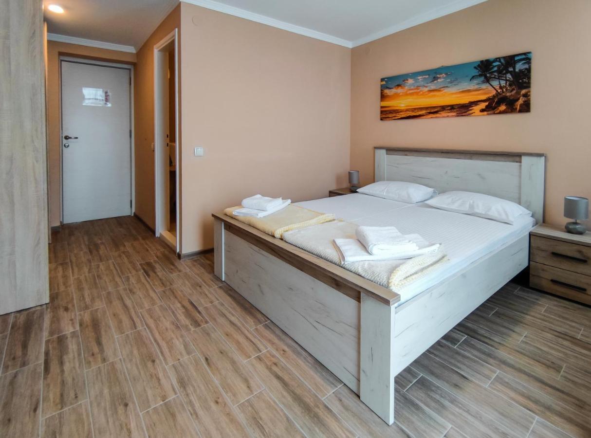 Hotel Marina Oasa Grocka Luaran gambar