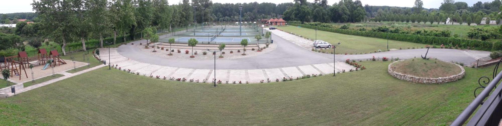Hotel Marina Oasa Grocka Luaran gambar