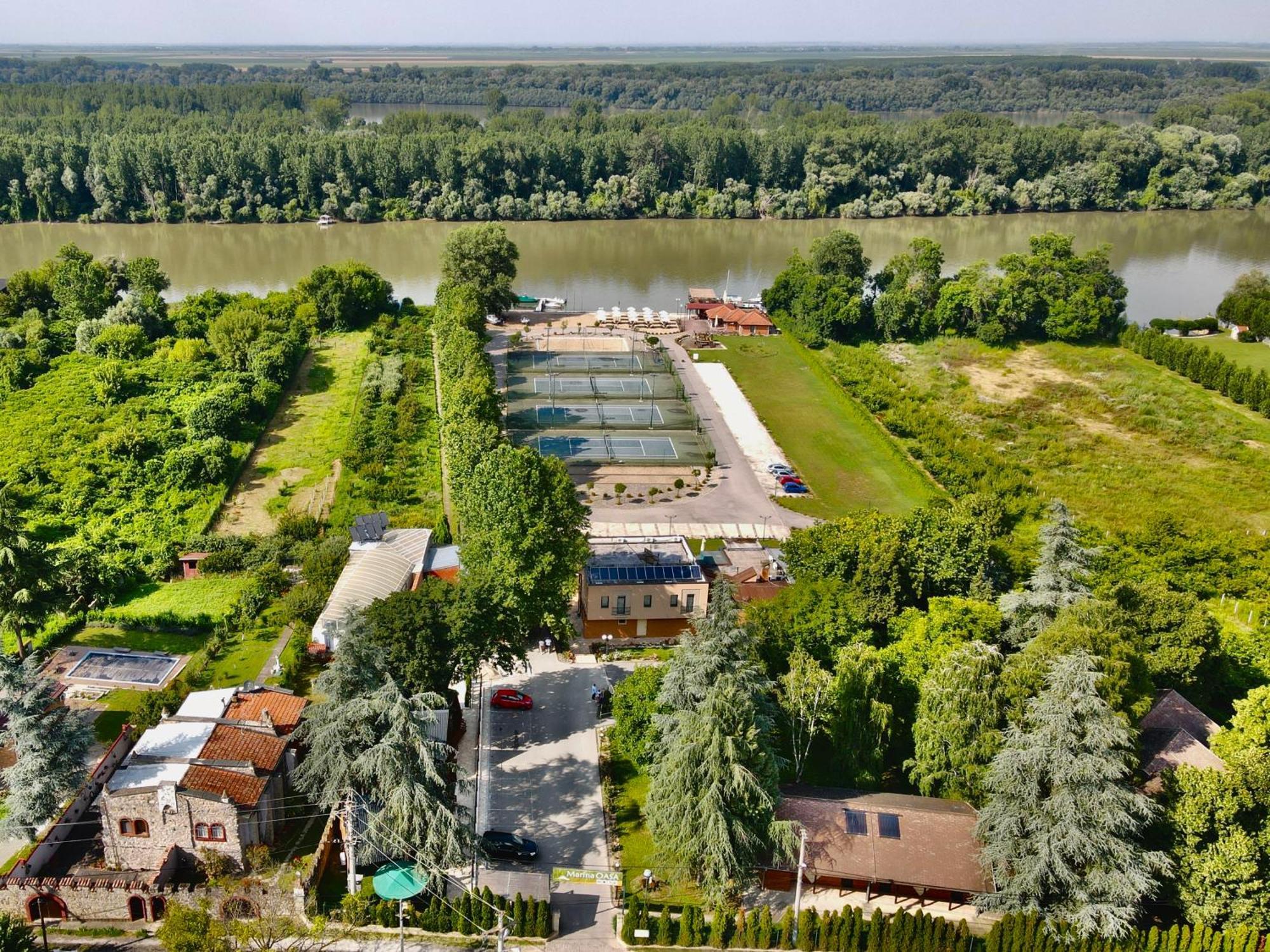 Hotel Marina Oasa Grocka Luaran gambar